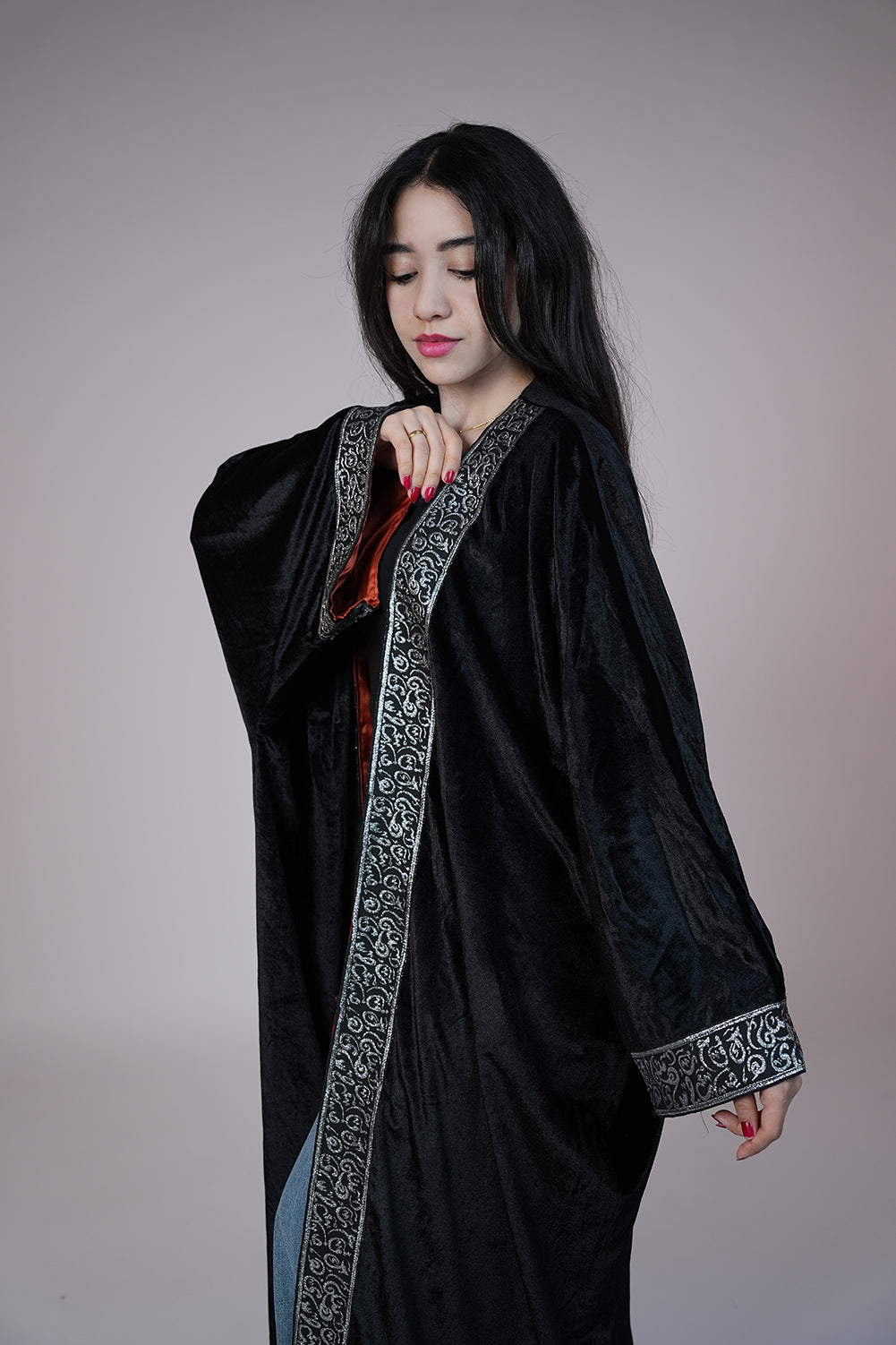 Royal Noir Embroidered Kaftan